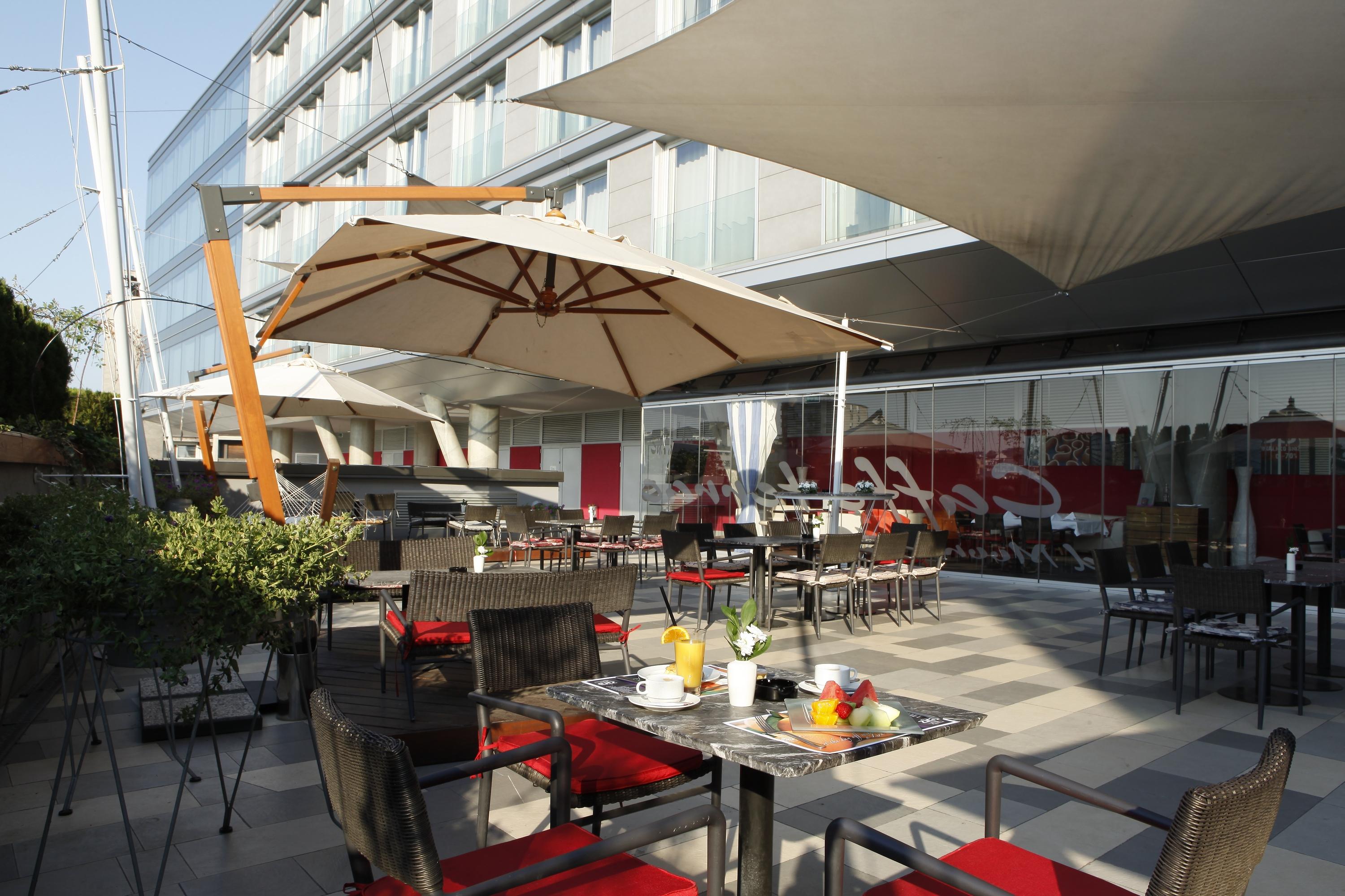 Nobel Zira Hotel Белград Экстерьер фото