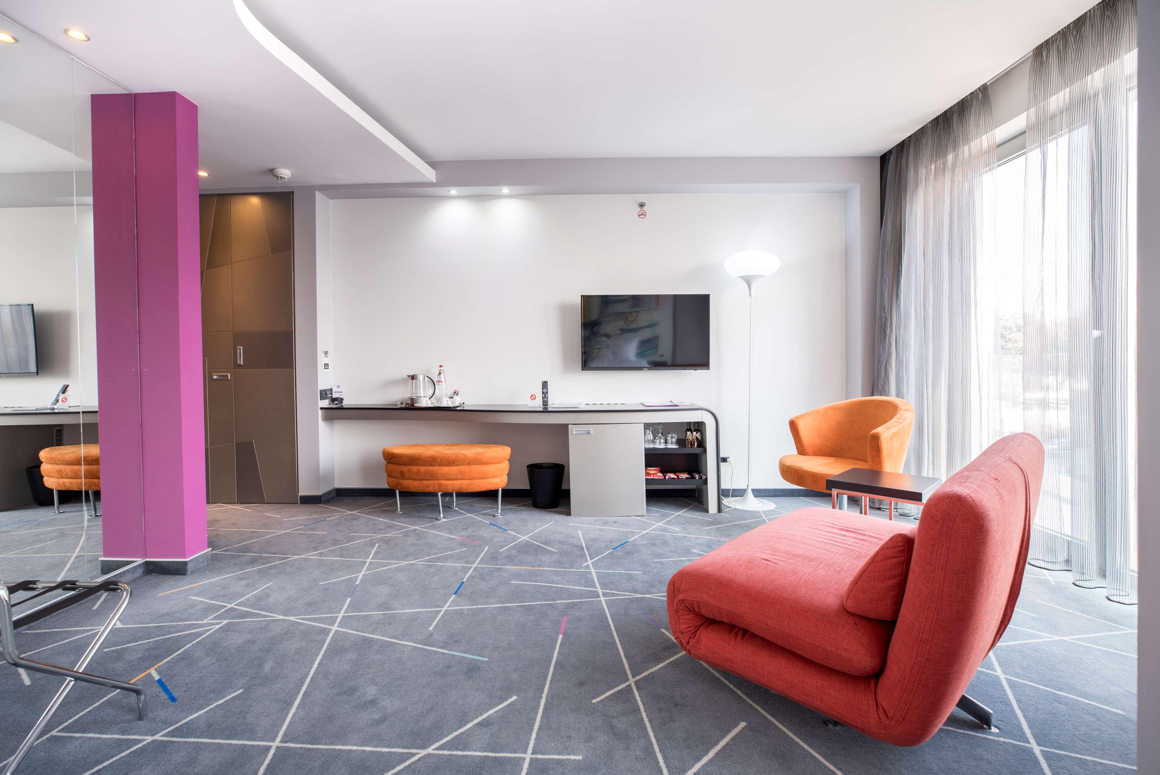 Nobel Zira Hotel Белград Экстерьер фото